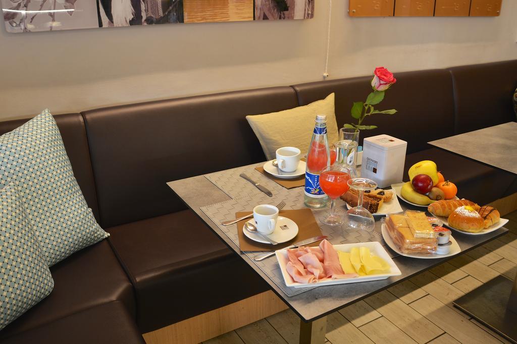 Matteotti25 Bed and Breakfast Turin Exteriör bild